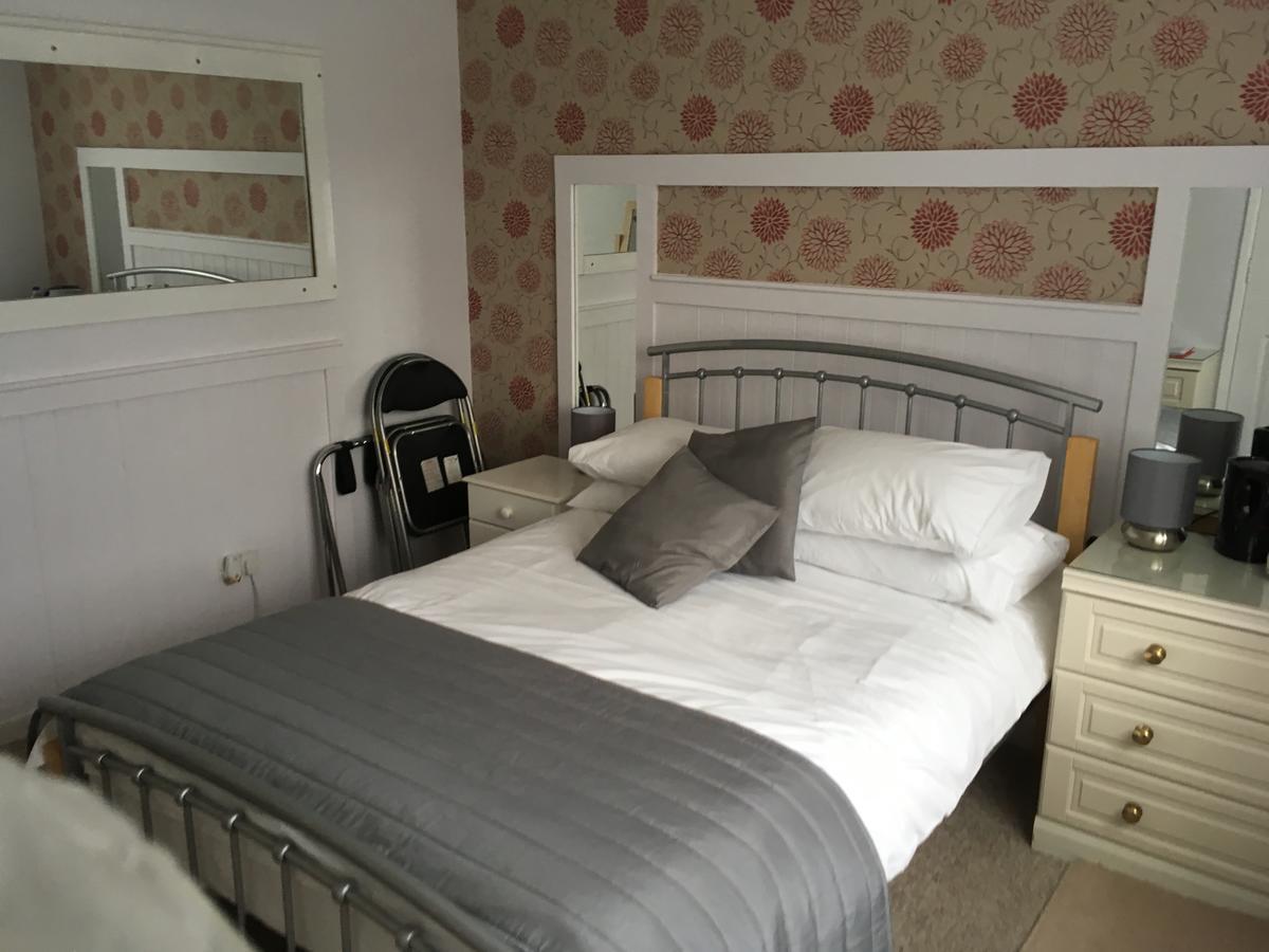 Dean Valley Panorama Bed & Breakfast Lydney Exterior photo
